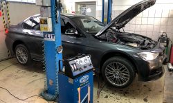 BMW F30 335i výmena oleja v automatickej prevodovke ZF 8HP s preplachom